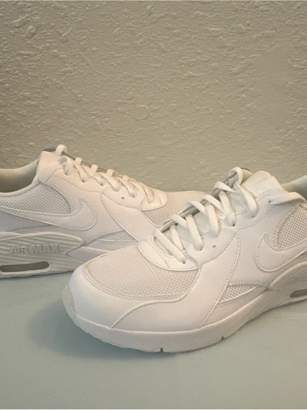 Nike White Men's Low-Top Sneakers